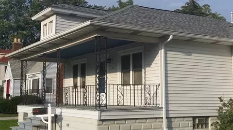 603 N Broad St, Griffith, IN 46319 photo 4