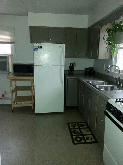 1331-1333 Berg St, Porter, IN 46304 photo 3