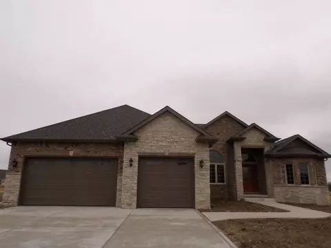 1560 Chalone Ct, Crown Point, IN 46307 photo 1