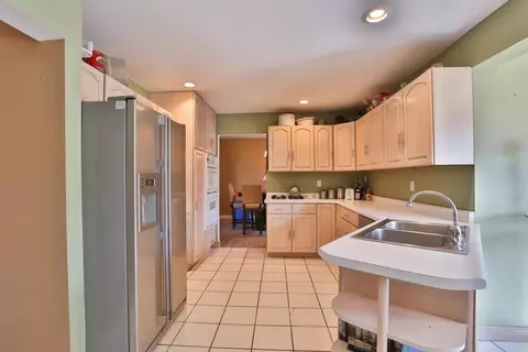 10919 N 518, De Motte, IN 46310 photo 5