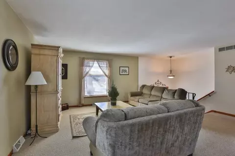 721 W 77th Ave, Dyer, IN 46311 photo 3