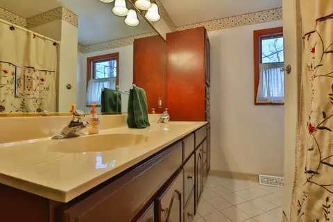 721 W 77th Ave, Dyer, IN 46311 photo 6