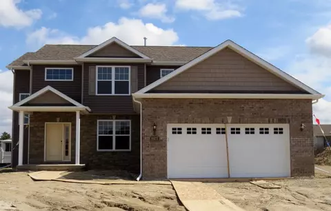 8977 Cornerstone Dr, Crown Point, IN 46307 photo 2