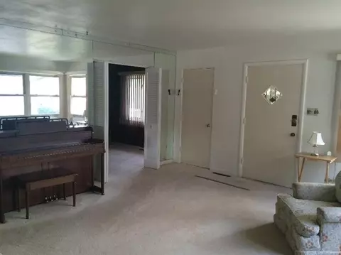 6762 Ash Ave, Gary, IN 46403 photo 5