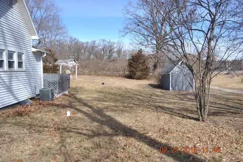8952 E Campbell St, Knox, IN 46534 photo 2