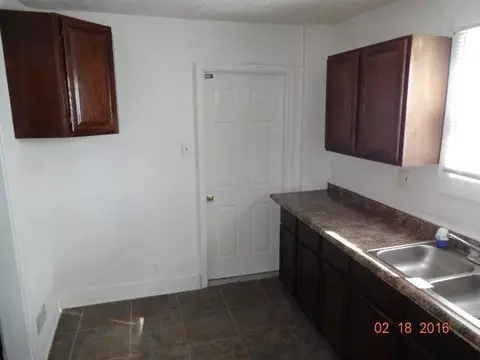 765 Vermont St, Gary, IN 46402 photo 5