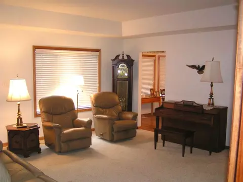 2635 Squire Dr, Dyer, IN 46311 photo 4
