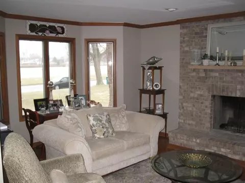 8130 Beech Ave, Munster, IN 46321 photo 4