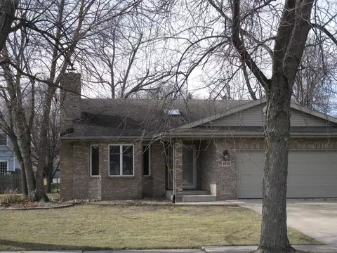 8130 Beech Ave, Munster, IN 46321 photo 1
