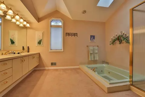 8332 Castle Dr, Munster, IN 46321 photo 8