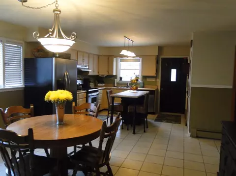 205 Birch St, Crown Point, IN 46307 photo 9