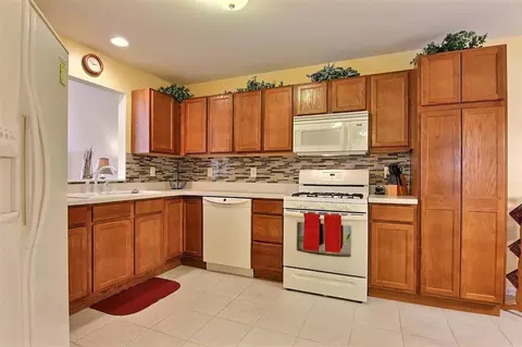 5823 Anthony Ct, Griffith, IN 46319 photo 5