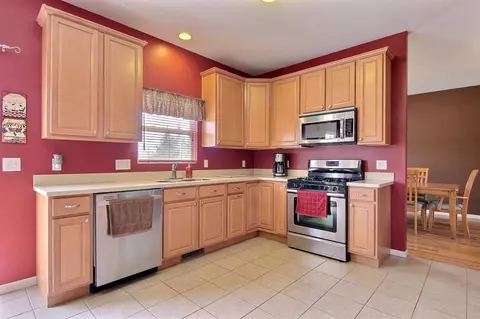 9629 Bryan Pl, Crown Point, IN 46307 photo 10