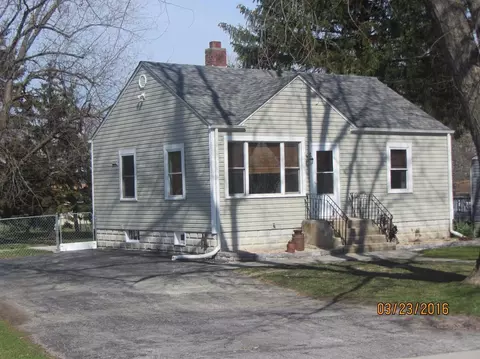 208 Maple St, Crown Point, IN 46307 photo 4