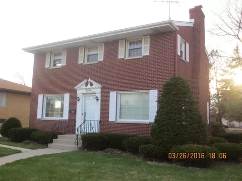 8244 Monroe Ave, Munster, IN 46321 photo 2