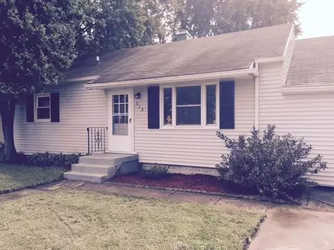 313 Cedar St, Crown Point, IN 46307 photo 1