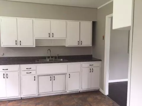 313 Cedar St, Crown Point, IN 46307 photo 6