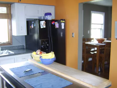 121 E Avenue C, Griffith, IN 46319 photo 10