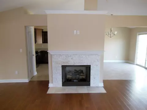802 Veterans Ln, Crown Point, IN 46307 photo 9