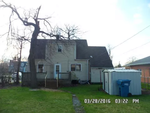 431 N Broad St, Griffith, IN 46319 photo 6