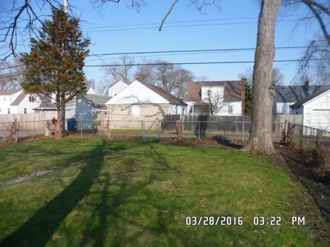 431 N Broad St, Griffith, IN 46319 photo 5