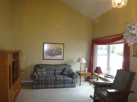 1859 Springvale Drive Dr, Crown Point, IN 46307 photo 3