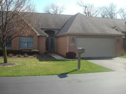 1740 Windfield Dr, Munster, IN 46321 photo 1