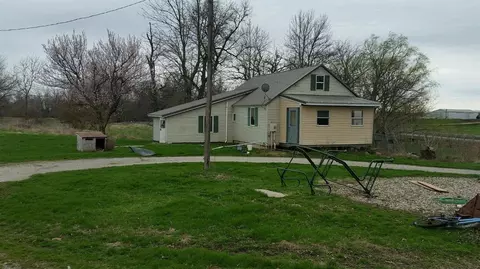 10909 S 250, Brook, IN 47922 photo 1