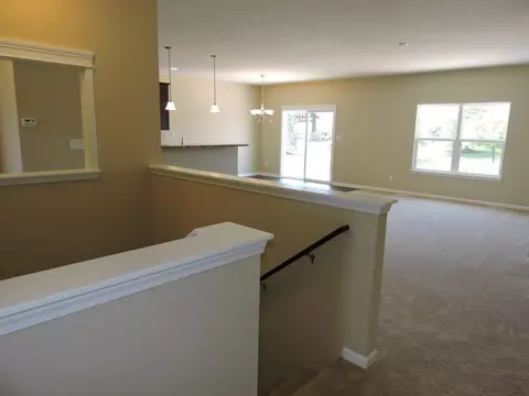 11400 Carolina Cir, Crown Point, IN 46307 photo 3