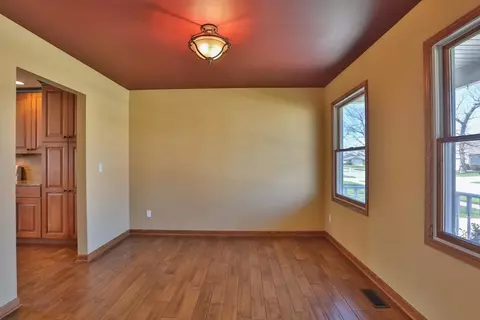 1513 Oak Leaf Dr, Crown Point, IN 46307 photo 8