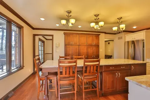 1820 E Rainbow Ln, Crete, IL 60417 photo 6