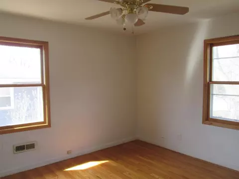 8247 Maple Ave, Gary, IN 46403 photo 5