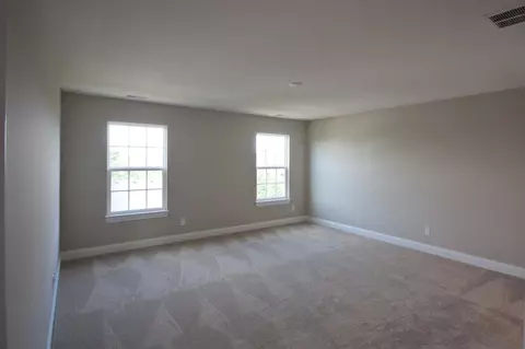 3003 Buckingham Dr, Valparaiso, IN 46385 photo 9