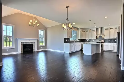 9829 Tulip Ln, Saint John, IN 46373 photo 5