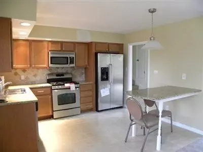 6919 Birch Ave, Gary, IN 46403 photo 3