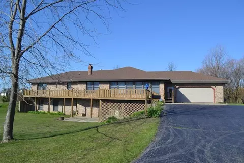 8250 E 101st Ave, Crown Point, IN 46307 photo 1