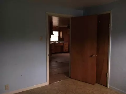 4841 W 23rd Ave, Gary, IN 46406 photo 10