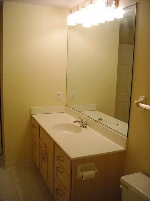 2649 Georgetowne Dr #B2, Highland, IN 46322 photo 9