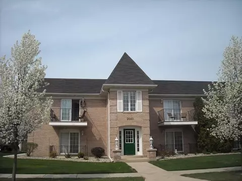 2649 Georgetowne Dr #B2, Highland, IN 46322 photo 1