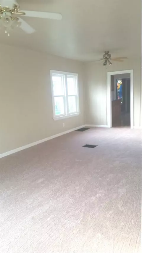 911 Cherry St, Hammond, IN 46324 photo 6