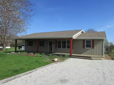6314 E Bootjack Rd, Rolling Prairie, IN 46371 photo 2