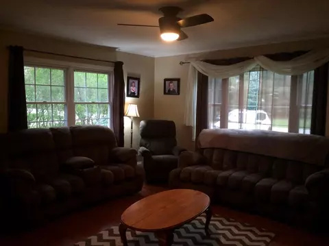 1249 Castle St, Burns Harbor, IN 46304 photo 9