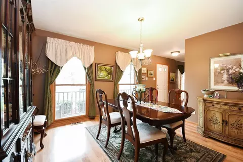 8419 Christopher Dr, Saint John, IN 46373 photo 7