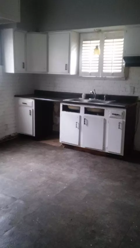764 Hayes St, Gary, IN 46404 photo 4
