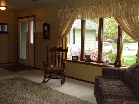 449 S Park Dr, Griffith, IN 46319 photo 6