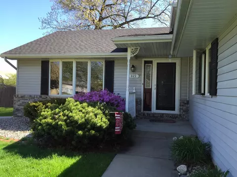 449 S Park Dr, Griffith, IN 46319 photo 2