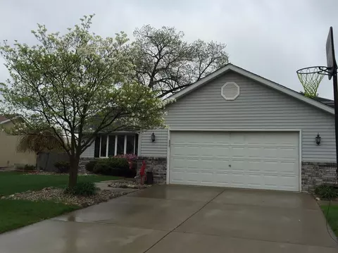 449 S Park Dr, Griffith, IN 46319 photo 3