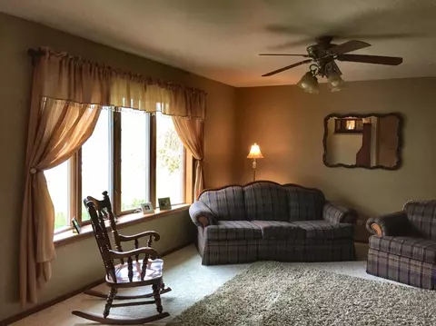 449 S Park Dr, Griffith, IN 46319 photo 7