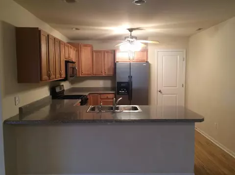 1823 E 105th Pl, Crown Point, IN 46307 photo 2