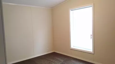 9670 NW Front St, De Motte, IN 46310 photo 10